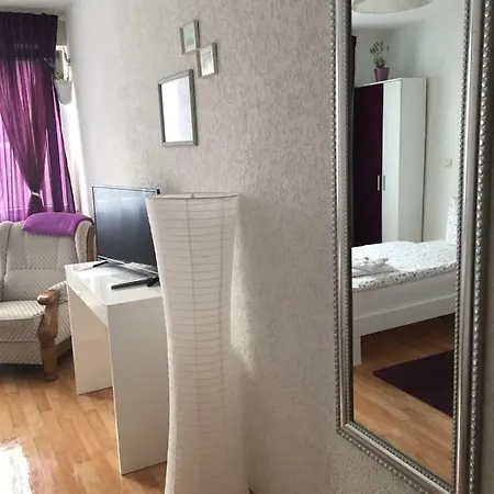 Nathalie Leser Penzion